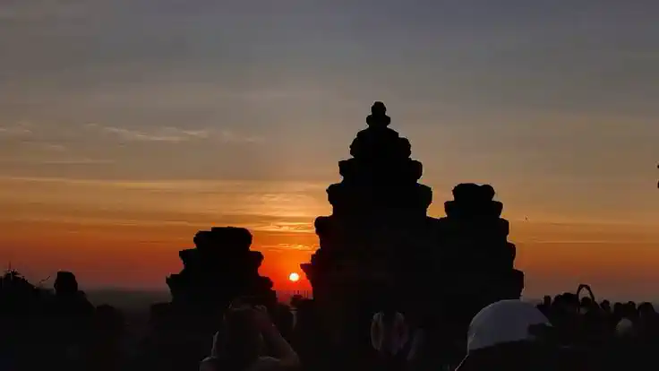 Hoàng hôn Phnom Bakheng