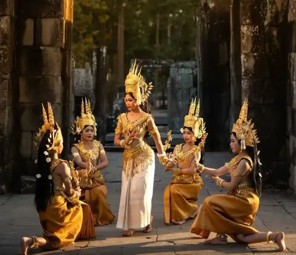 Cambodian river boat tour