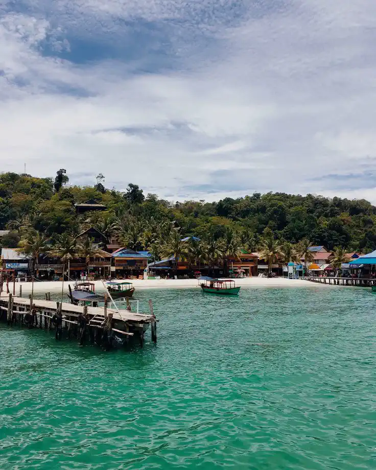 Phnom Penh – Koh Rong Island – 5Days