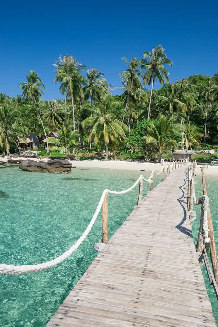 Phnom Penh – Koh Rong Island – 5Days