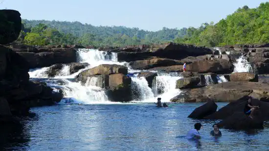 Phnom Penh – Koh Kong – Tatai Waterfall – 5Days