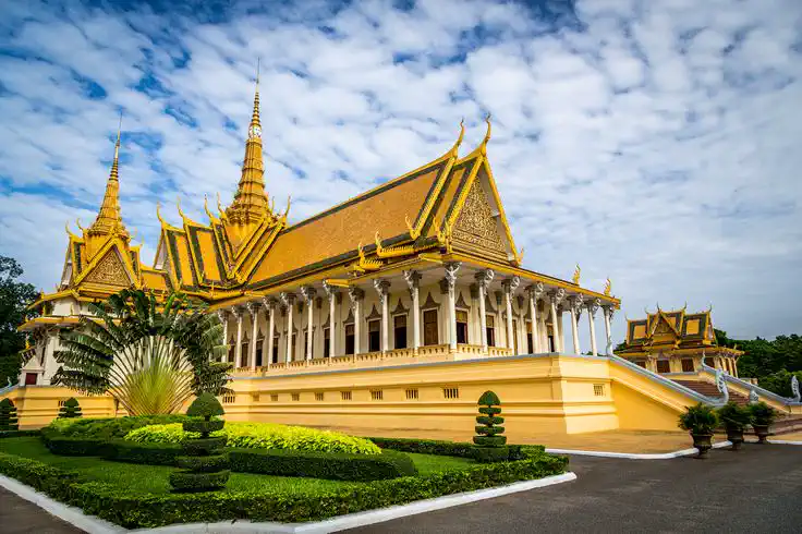 Phnom Penh – Oudong Mountain – 4Days
