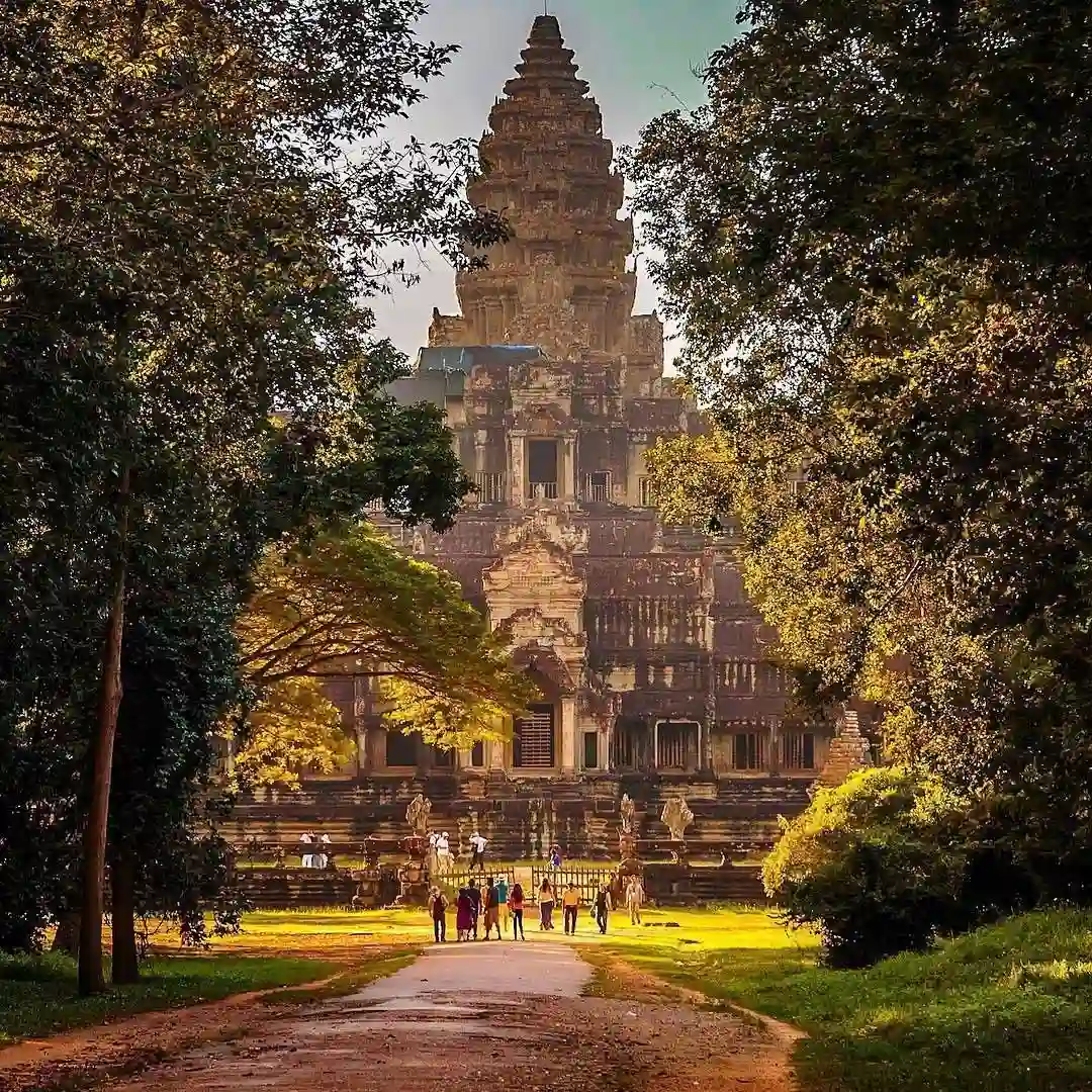 Phnom Penh – Siem Reap – 5Days Tour