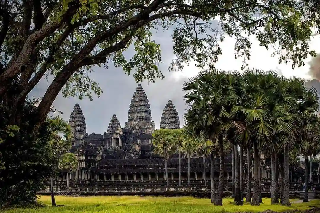 Siem Reap – Angkor Wat – Battambang – Bamboo Train – 5Days