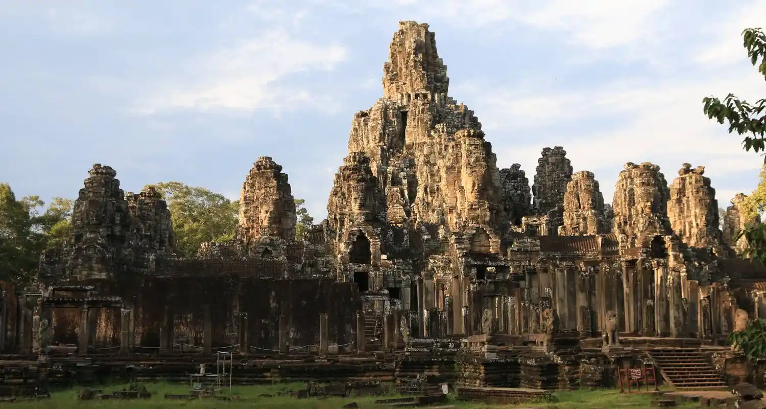 Angkor Archaeological Site – Phnom Penh – Casino Tour – 5Days
