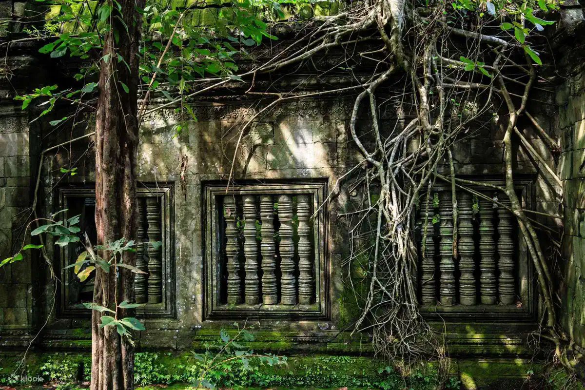 Siem Reap – Angkor Wat – Beng Mealea – 4 Days