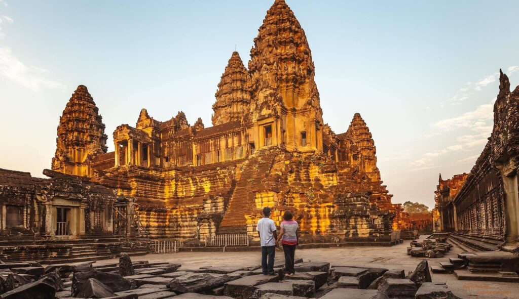 Phnom Penh - Siem Reap Tour